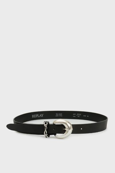 LEATHER BELT WITH CHAIN