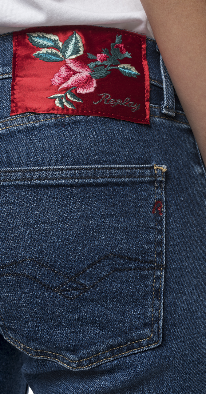 STRAIGHT FIT JOPLYN JEANS
