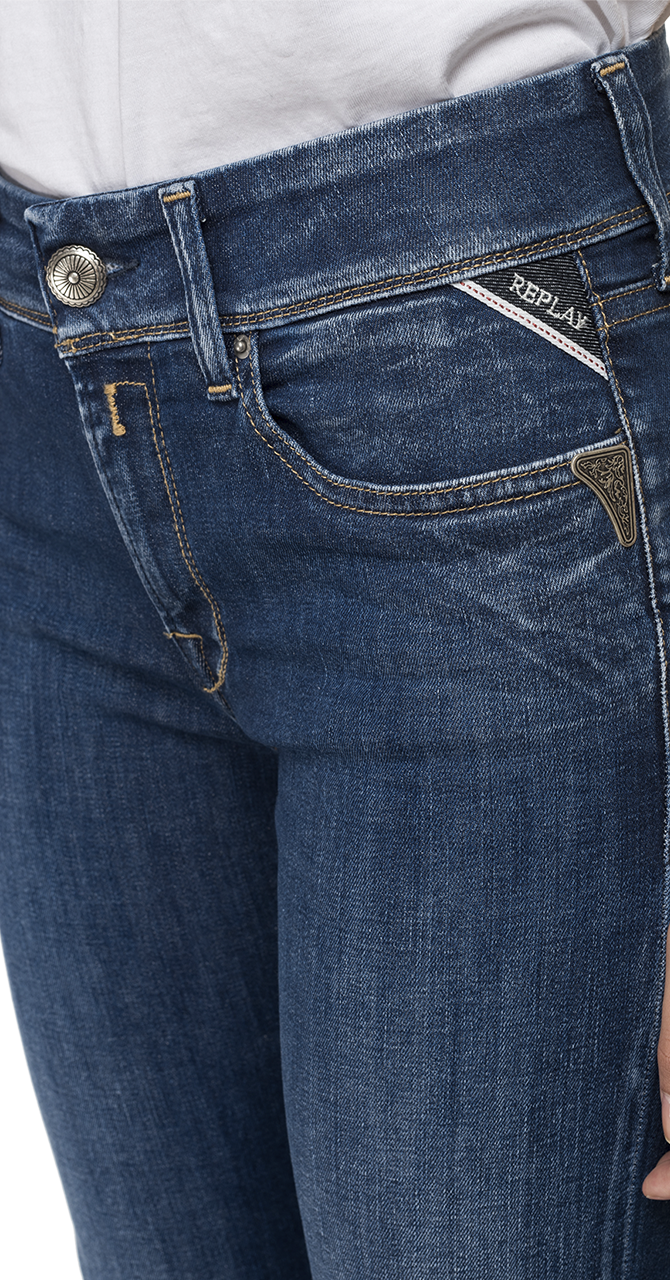BOOTCUT FIT LUZ JEANS