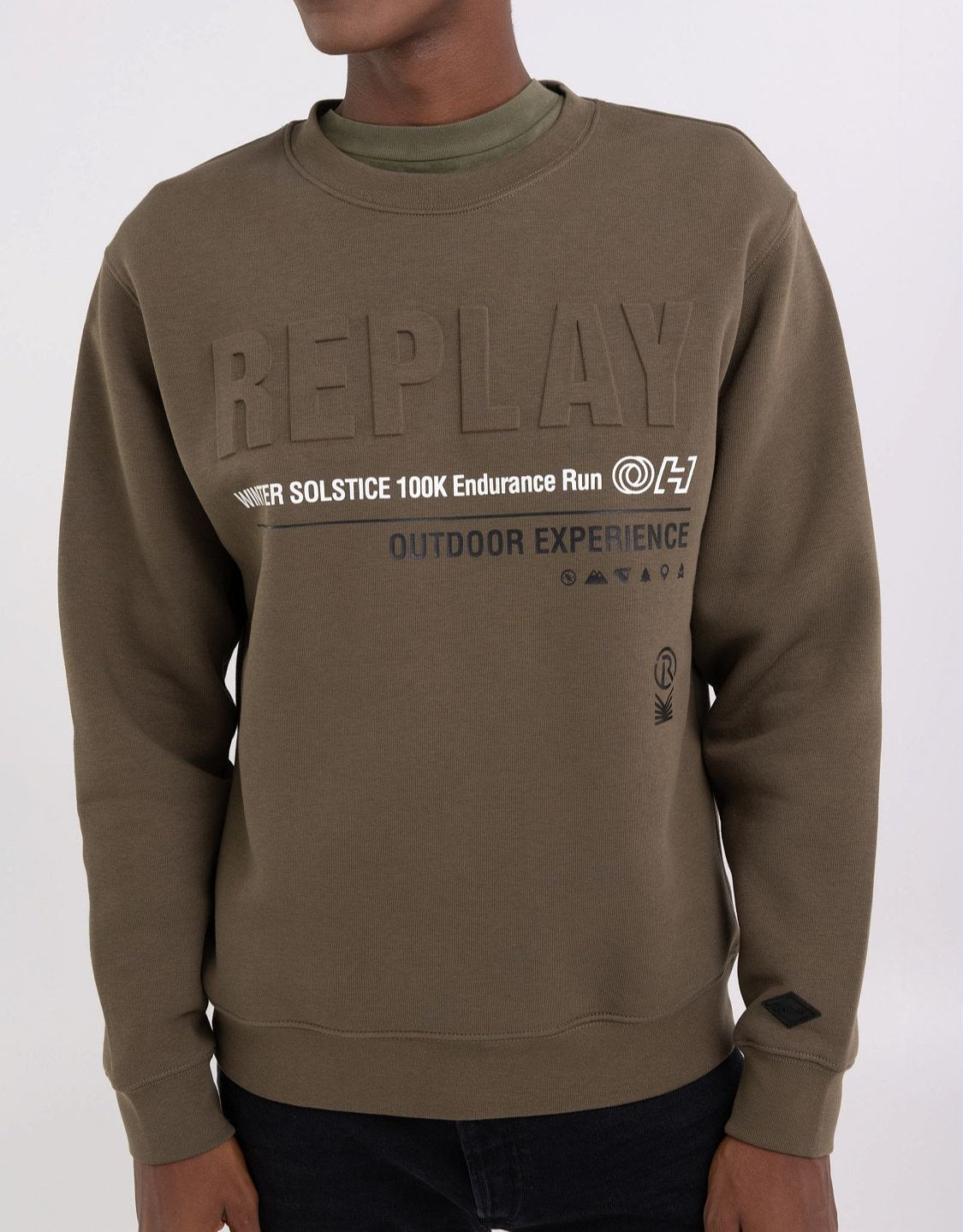 CREWNECK SWEATSHIRT WITH OUTDOOR PRINT