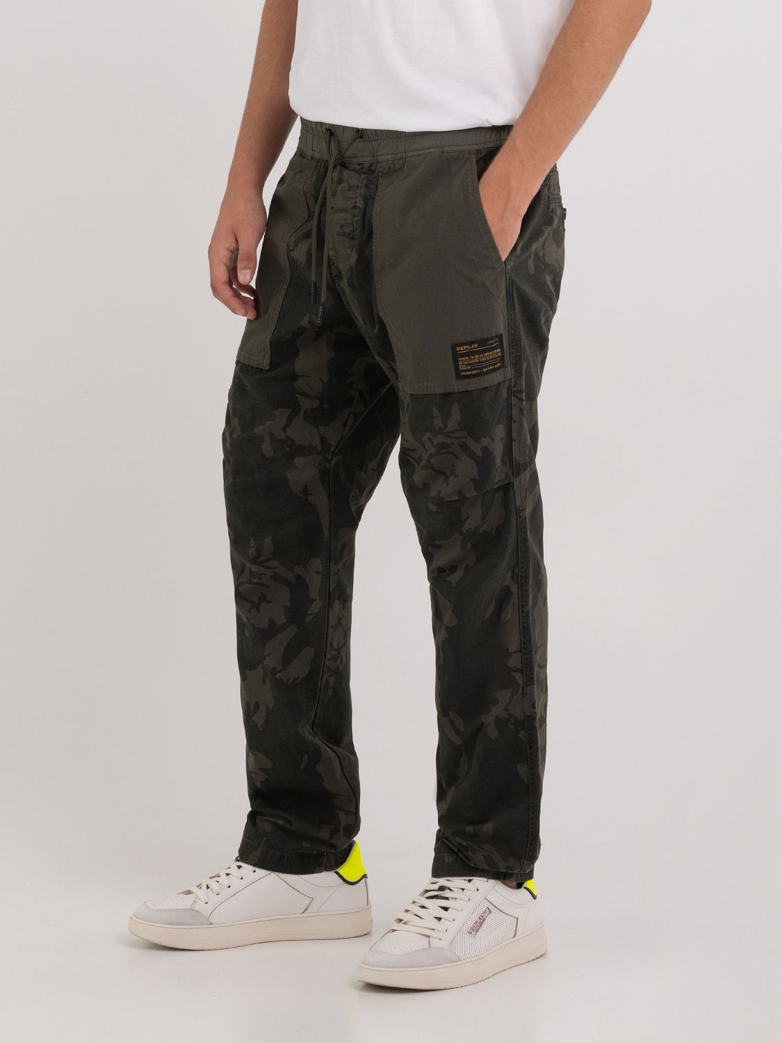 JOGGER TROUSERS IN CAMOUFLAGE RIPSTOP COTTON