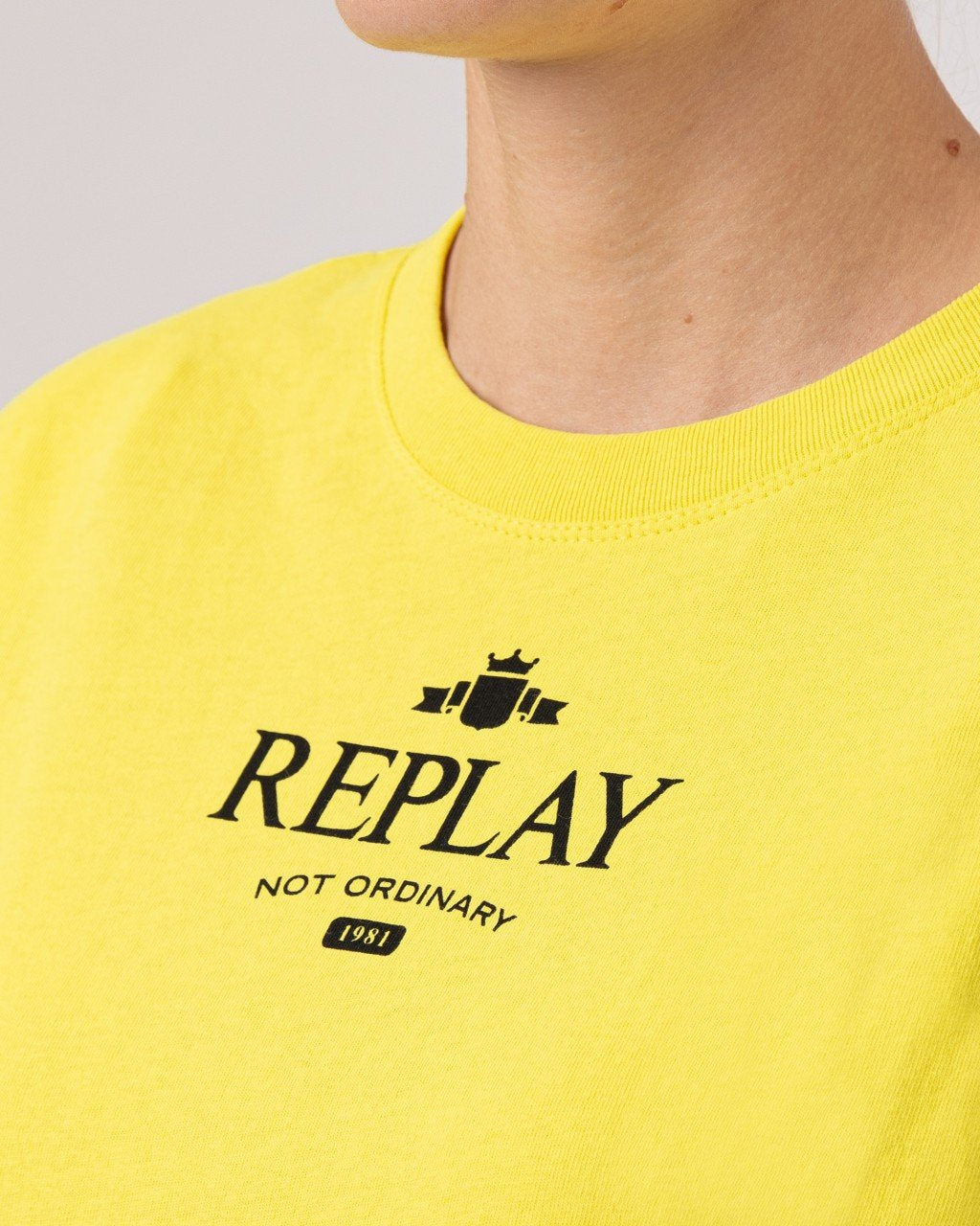 BOXY FIT T-SHIRT WITH REPLAY NOT ORDINARY PRINT