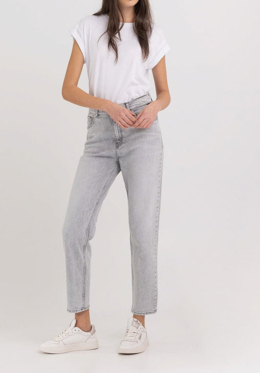 TAPERED FIT KILEY JEANS